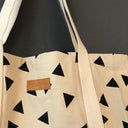 ★40%OFF★arkakama アルカカマ TOTE BAG ▲ Triangle CREAM×BLACK AR00020