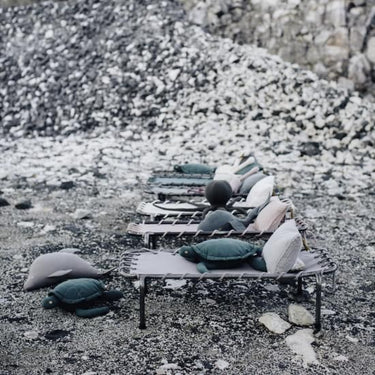 ★40%OFF★Numero 74 ヌメロ Willy Dolphin Cushion S045 Stone Grey