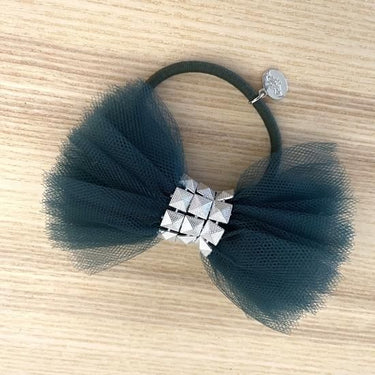 ★40％OFF★froufroudesucre フルフルドシュクル Tulle ribbon hair tie green チュールリボン シルバースタッズ×D.グリーン