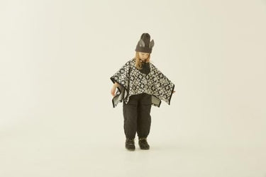 ★50％OFF★2023AW★eLfinFolk エルフィンフォルク Eight Star Jaquard Poncho black elf-232J09