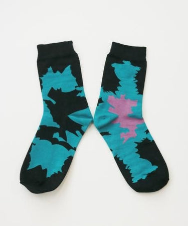 KIVISDOU キビスドウ 靴下 デカルコマニー クルーソックス black×lightblue ２Ｐk40643
