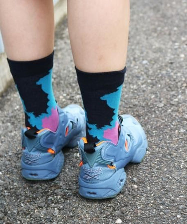 KIVISDOU キビスドウ 靴下 デカルコマニー クルーソックス black×lightblue ２Ｐk40643