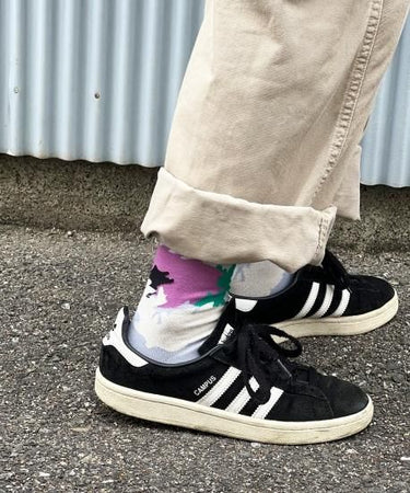 KIVISDOU キビスドウ 靴下 デカルコマニー クルーソックス black×lightblue ２Ｐk40643