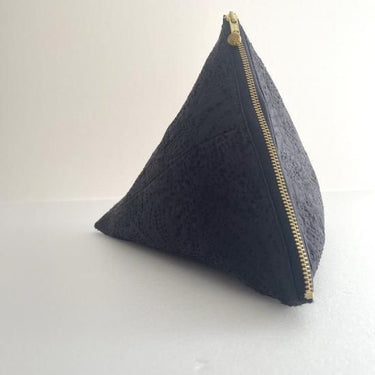 WONDER FULL LIFE＋LIGHT YEARS “COUNTERPOINT” TETRA POUCH QUILT TETRA POUCH black WFL24-A69