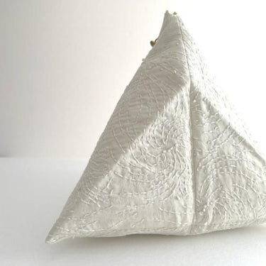 WONDER FULL LIFE＋LIGHT YEARS “COUNTERPOINT” TETRA POUCH QUILT TETRA POUCH rice WFL24-A69