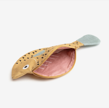 Donfisher ドンフィッシャー Saint Peter Case Mustard 魚ポーチ マスタード マトウダイ