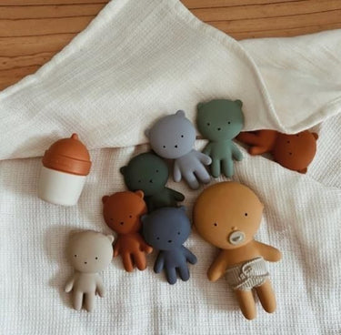 WE ARE GOMMU GOMMU MINI BEAR ALMOND GOMMU103-916