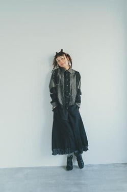 ★30%OFF★2024AW★nunuforme ヌヌフォルム 裁ち切りツイルシャツ Black 25-nf22-518-012