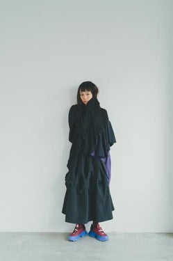 ★30%OFF★2024AW★nunuforme ヌヌフォルム ビックフリルトレーナー Black 40-nf22-874-699