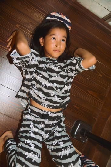 ★入荷済み★2025SS★nunuforme ヌヌフォルム NUNUボーダーTシャツ Black×White 27-nf23-923-710