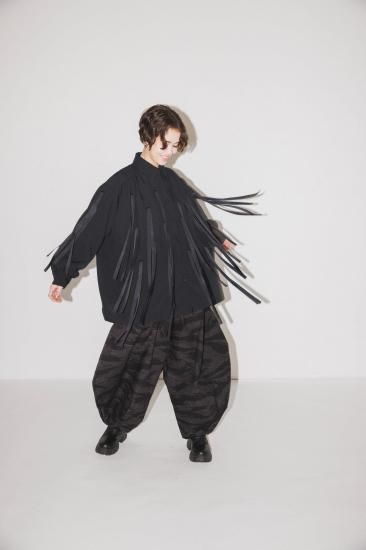 ★8-10月入荷予定ご予約★2025AW★nunuforme ヌヌフォルム ポインテッドテーパードパンツ Black 06-nf24-623-247