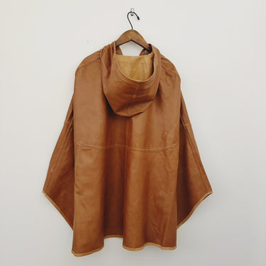 ★入荷済み★2026AW★MARET マレ レザークラフテッドポンチョ 7BR M246L21